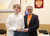 В областной Думе прошел День открытых дверей для школьников из Ковдора