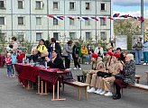 Владимир Мищенко поздравил жителей Оленьей Губы с юбилеем поселка