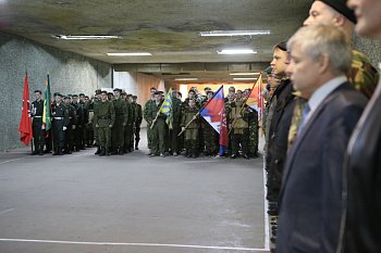 Депутат областной Думы Андрей Фоменко приветствовал участников региональных соревнований и эстафеты среди военно-патриотических клубов области