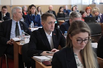 Депутат Мурманской областной Думы Александр Клементьев поднял вопросы работы медицинских "шаттлов" в Ковдорском районе