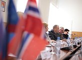 Глава регионального парламента Сергей Дубовой и депутаты областной Думы встретились с делегацией Совета губернии Финнмарк (Норвегия) во главе с г-жой Рагнхильд Вассвик