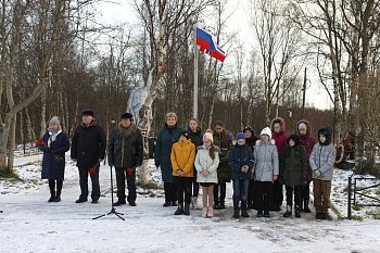 Депутаты почтили память погибших советских воинов и норвежских партизан