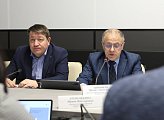 Состоялось заседание комитета по вопросам безопасности, военно-промышленного комплекса, делам военнослужащих и ЗАТО под председательством Михаила Ильиных
