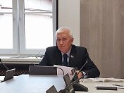 Уважаемые земляки, 23 сентября как председатель организационного комитета областного литературно-историко-краеведческого конкурса «Храмы России» имени Виталия Семёновича Маслова провел рабочую встречу в здании Мурманской областной Думы