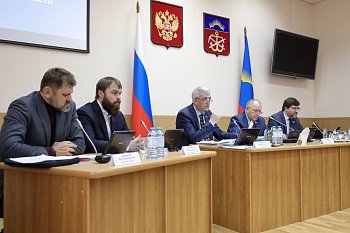 В областной Думе обсудили перспективы использования природного камня Кольского полуострова