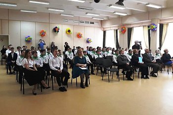  В преддверии Международного дня леса школьное лесничество из Полярного принимает поздравления