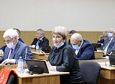 Проект областного бюджета на 2021 год и предстоящий плановый период принят в первом чтении