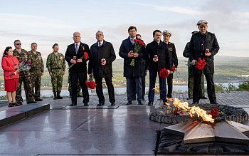 Мурманск присоединился к Всероссийской акции "Свеча памяти"