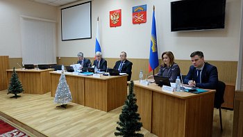 В областной Думе прошло заседание комитета по бюджету, финансам и налогам под председательством Бориса Пищулина