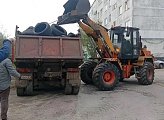 Роман Пономарев: контейнерные площадки  у домов  №37, 38, 39, 41 а также №56, 57 по улице Орликовой полностью очищены от опасных отходов