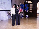 Лариса Круглова поздравила коллектив Кольского центра соцобслуживания населения с 25-летием