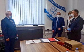 Первый вице-спикер регионального парламента Владимир Мищенко поздравил рыбаков с наступающим профессиональным праздником