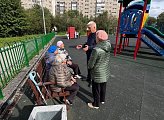 Я многие годы отдал профессии педагога. Знаю, как детей развивает не только учёба, но мероприятия, где ребята выражают себя, проявляют творческие способности и разные умения