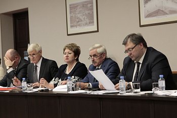 О вопросах социальной поддержки, образования, культуры и спорта шла речь на очередном заседании рабочей группы Программно-целевого совета Мурманской области