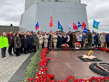 В Мурманске проходит этап военно-патриотической эстафеты «Салют Победе»