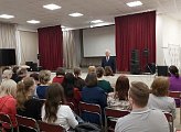 Уважаемые земляки, 14 мая провел рабочую встречу с педагогическим коллективом гимназии № 6, на которой я проинформировал мурманчан о своей деятельности как депутата Мурманской областной Думы