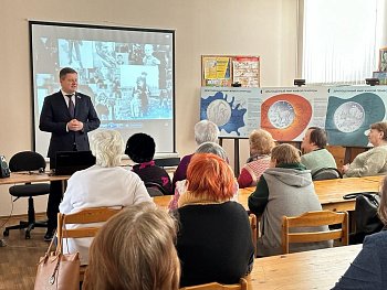 Станислав Гонтарь посетил Мурманский комплексный центр социального обслуживания населения