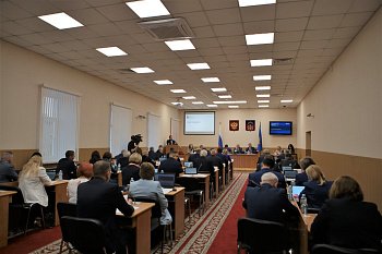 Дума приняла обращение в федеральный центр в связи с увеличением цен на топочный мазут