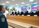 Спикер регионального парламента Сергей Дубовой приветствовал участников совещания судей Мурманской области