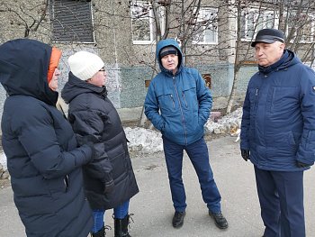 28 апреля депутат Мурманской областной Думы Михаил Белошеев продолжил работу в округе 