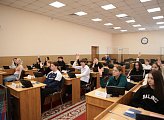 В областной Думе прошел День открытых дверей для школьников из Ковдора