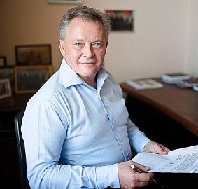 Александр Макаревич: "Ежемесячную выплату в размере 14 тысяч рублей при рождении первого ребенка должны получать женщины в возрасте до 30 лет"