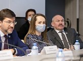 В областной Думе прошли шестые Рождественские парламентские встречи