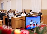 В областной Думе в рамках Всероссийской акции "Мы – граждане России!" юным северянам вручили их  первые паспорта